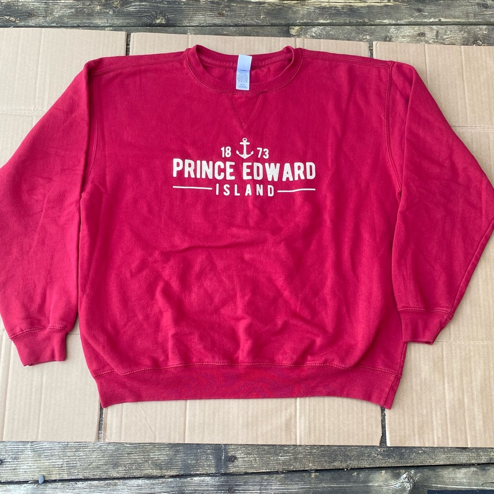 Vintage Prince Edward Island 1973 Crewneck in red